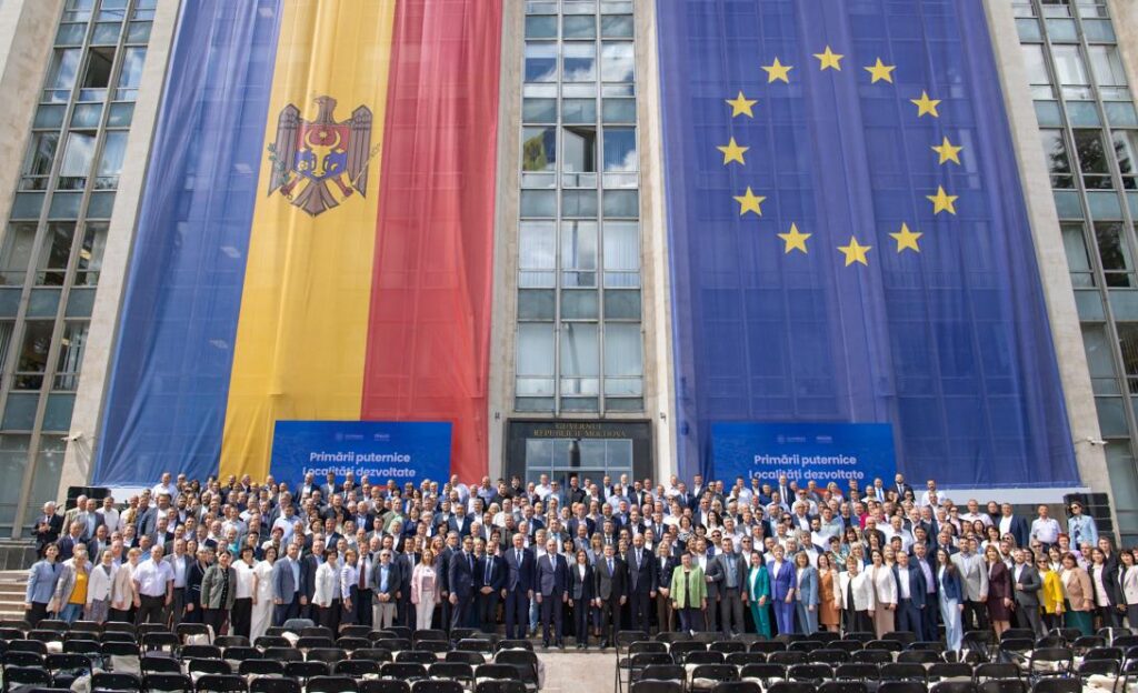 Primării Puternice – Localități Dezvoltate: MĂ IMPLIC a susținut dialogul dintre autoritățile locale și centrale privind reforma administrației publice locale
